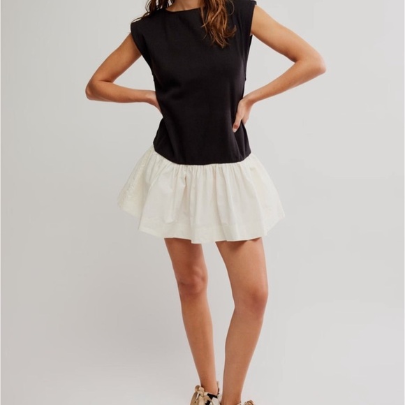 Free People Dresses & Skirts - Free People Enya mixed media mini dress